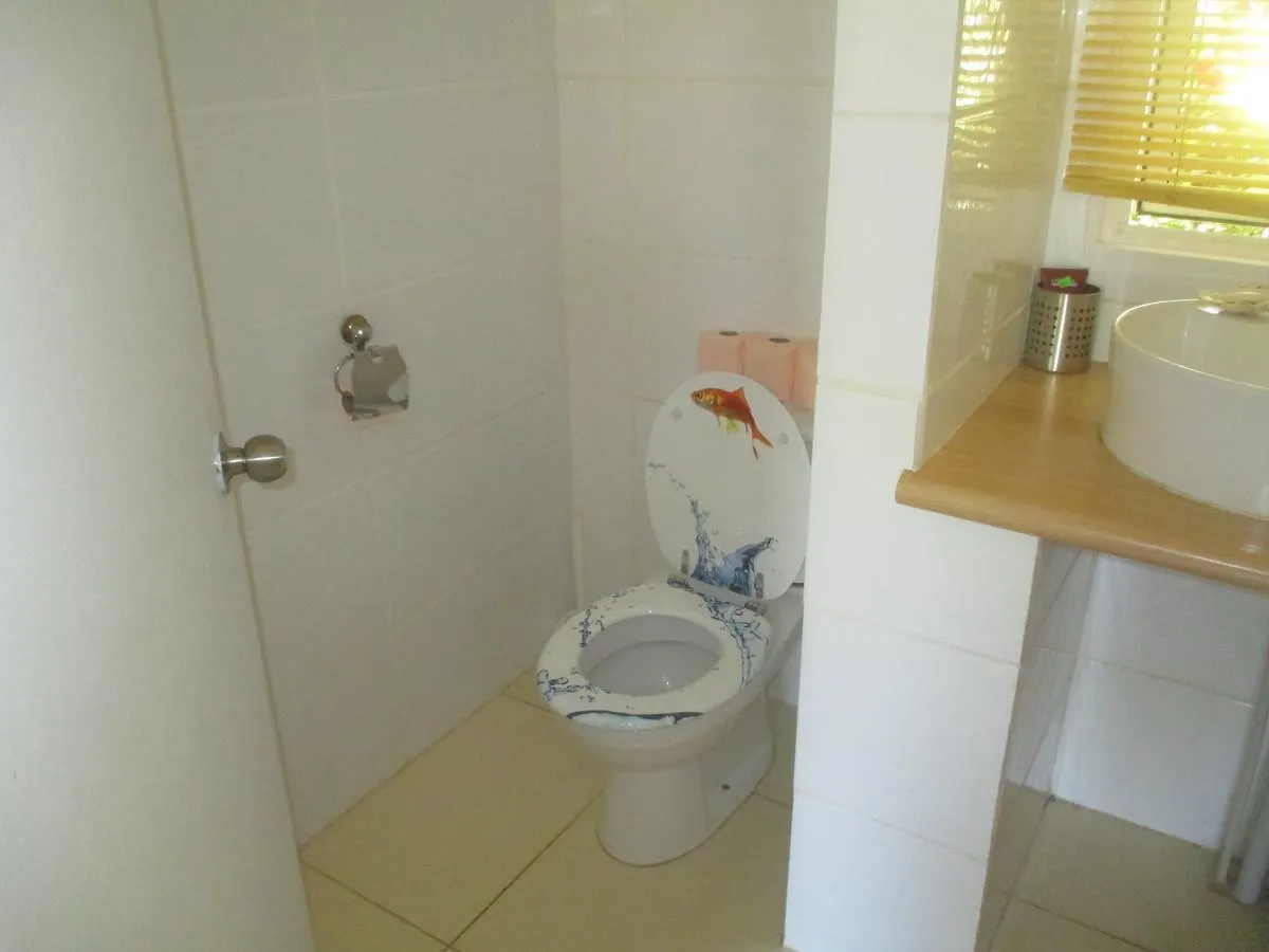 Chambre Bleue Papetoai 0*,  Francouzská Polynésie
